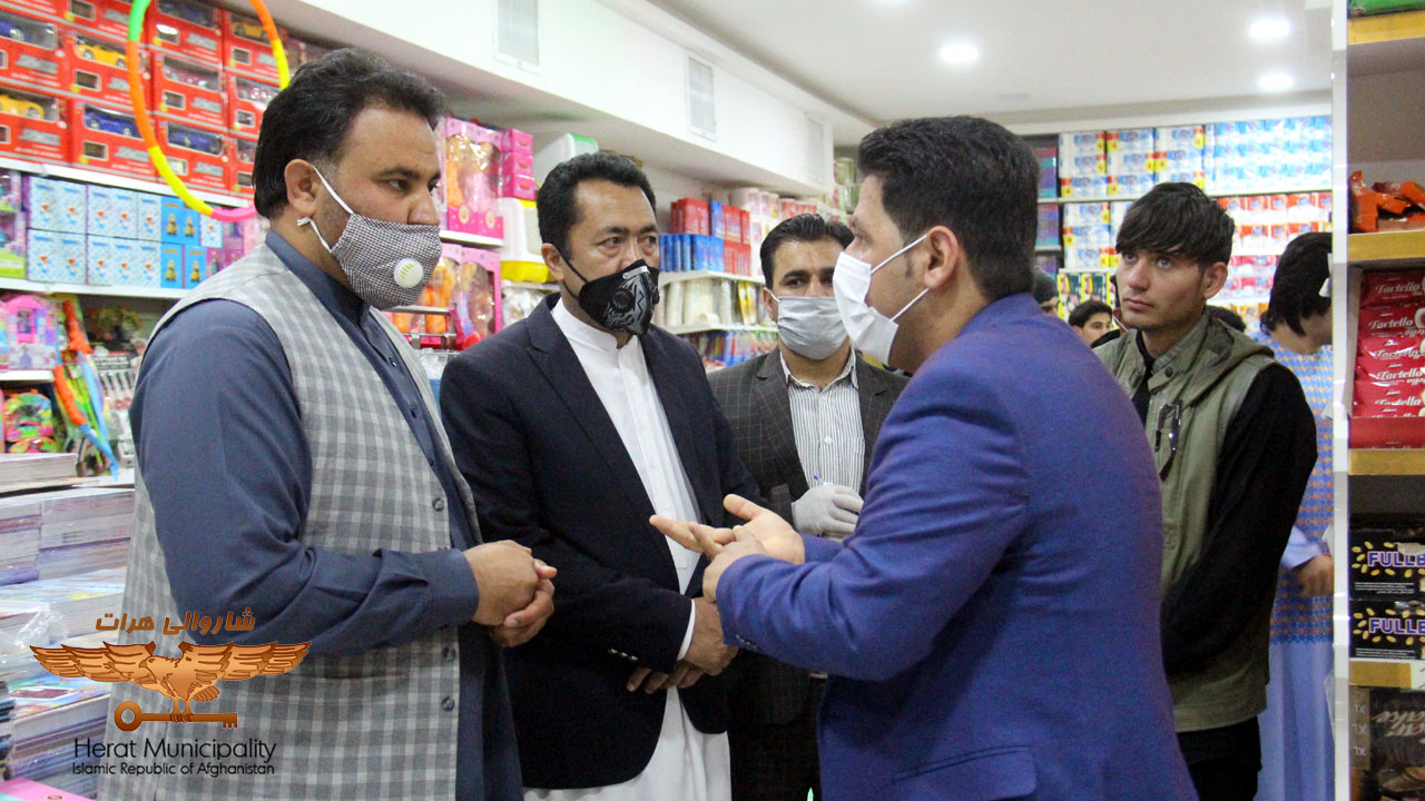 Blocking numbers of shops, butchers and bakeries in different parts of the city due to hoarding and non-compliance