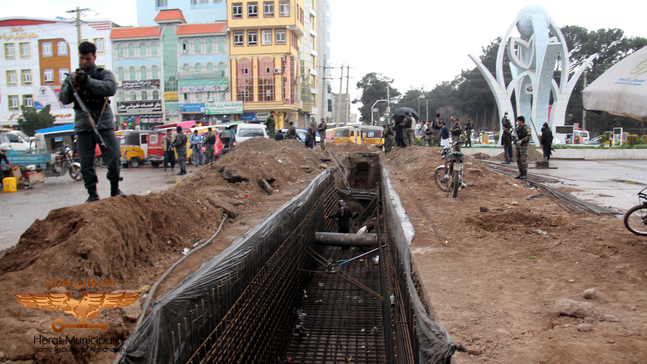 Supervision of the work process for the construction of the Mostofit Canal Tripod Canal by the Herat Local Authority leadership